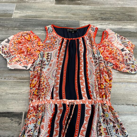 Max Studio Vibrant Red and White Maxi Dress - Picture 8 of 8